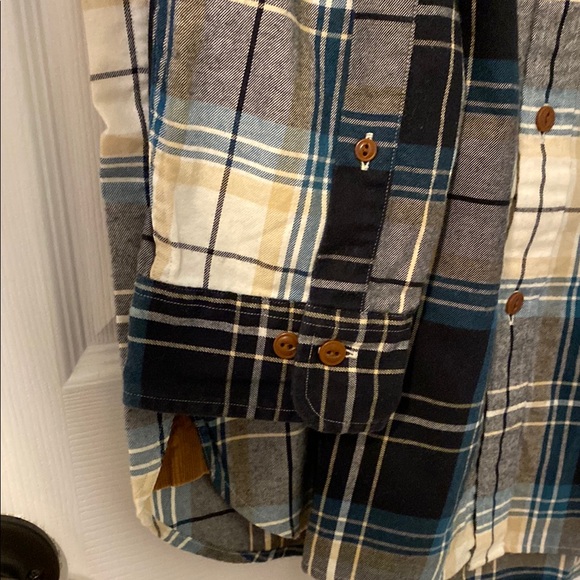 Men's Blue and White Plaid Shirt - Picture 4 of 4